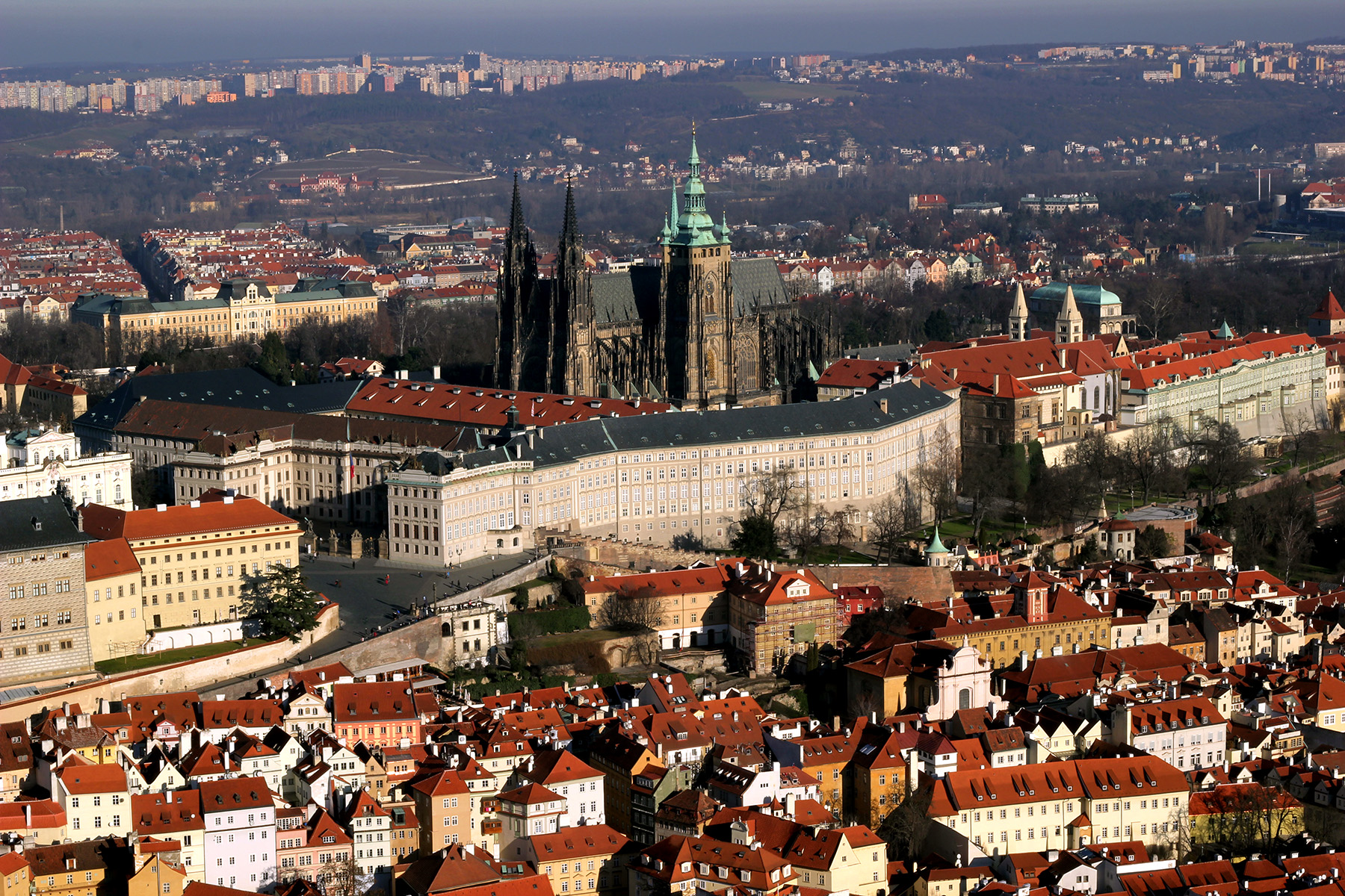 Собор святого Вита в Праге. Фотография в Петршинской обзорной башни.